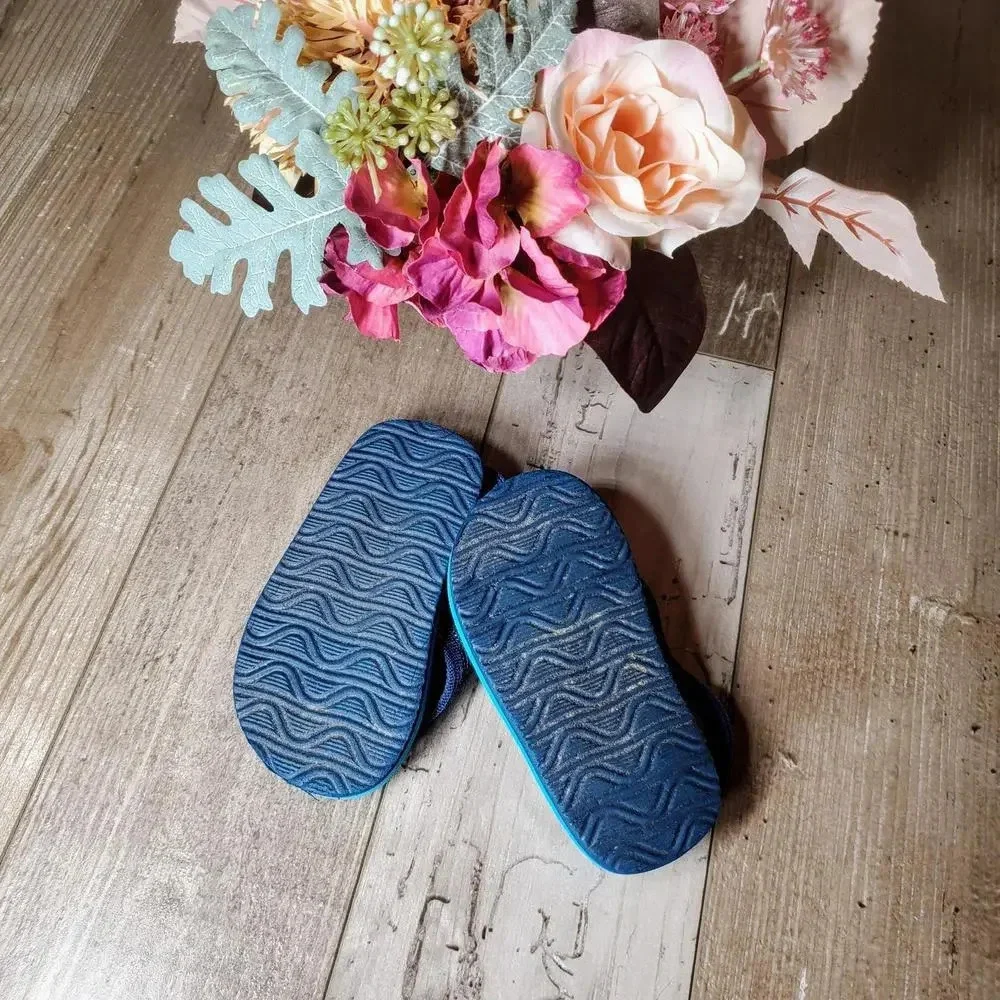 The Children's Place Blue Baby Velcro Flip Flop Sandals Size 6/7
